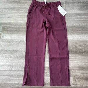 Lululemon On the Right Track Pants 8 Burgundy